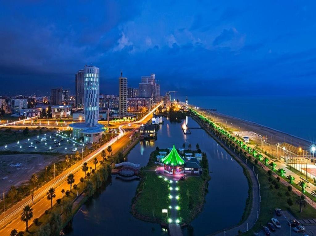 Tower Apartments Batumi Exteriör bild