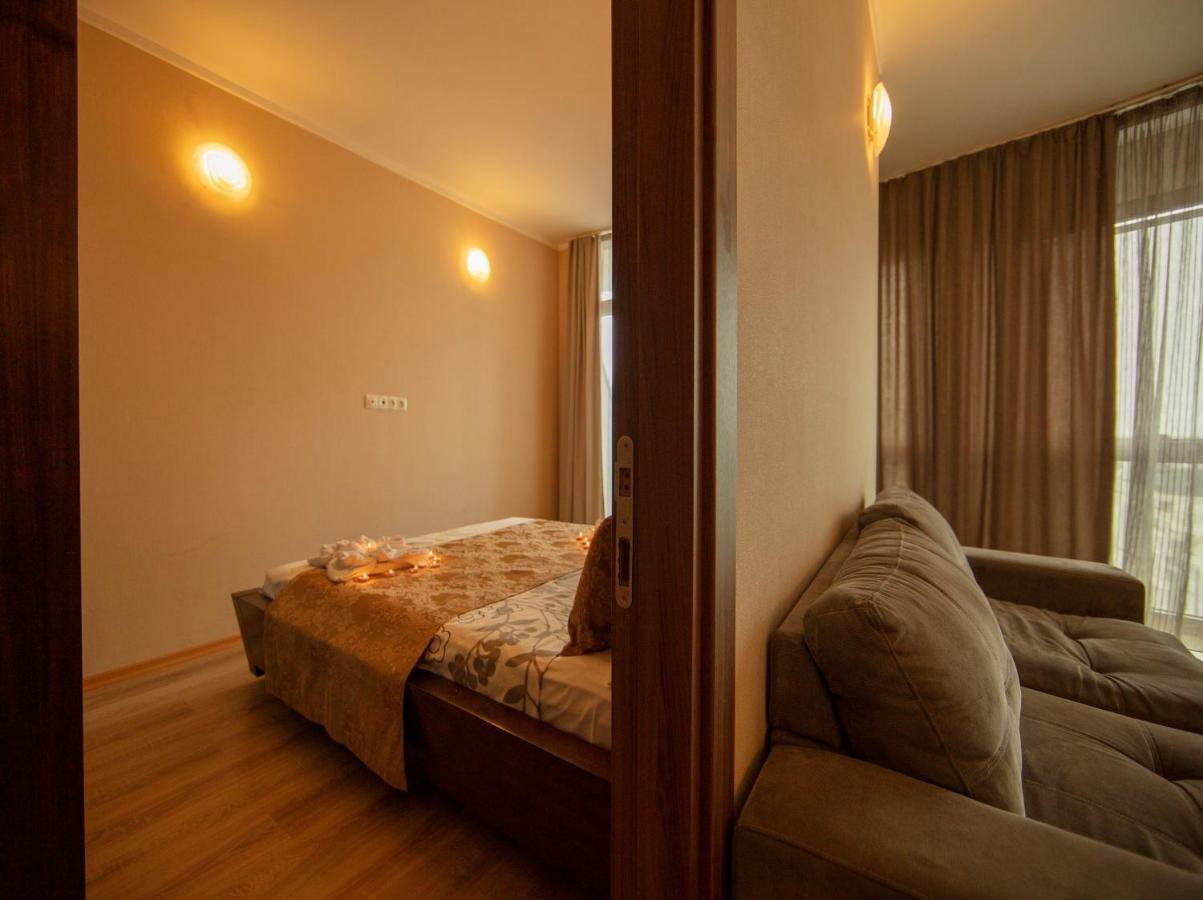 Tower Apartments Batumi Exteriör bild