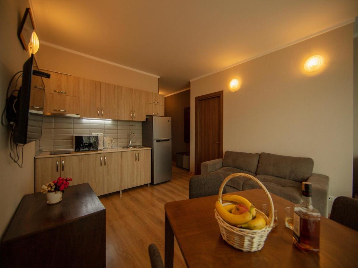 Tower Apartments Batumi Exteriör bild